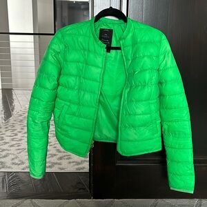 Like new XSP gap cropped bright green puffer bomber